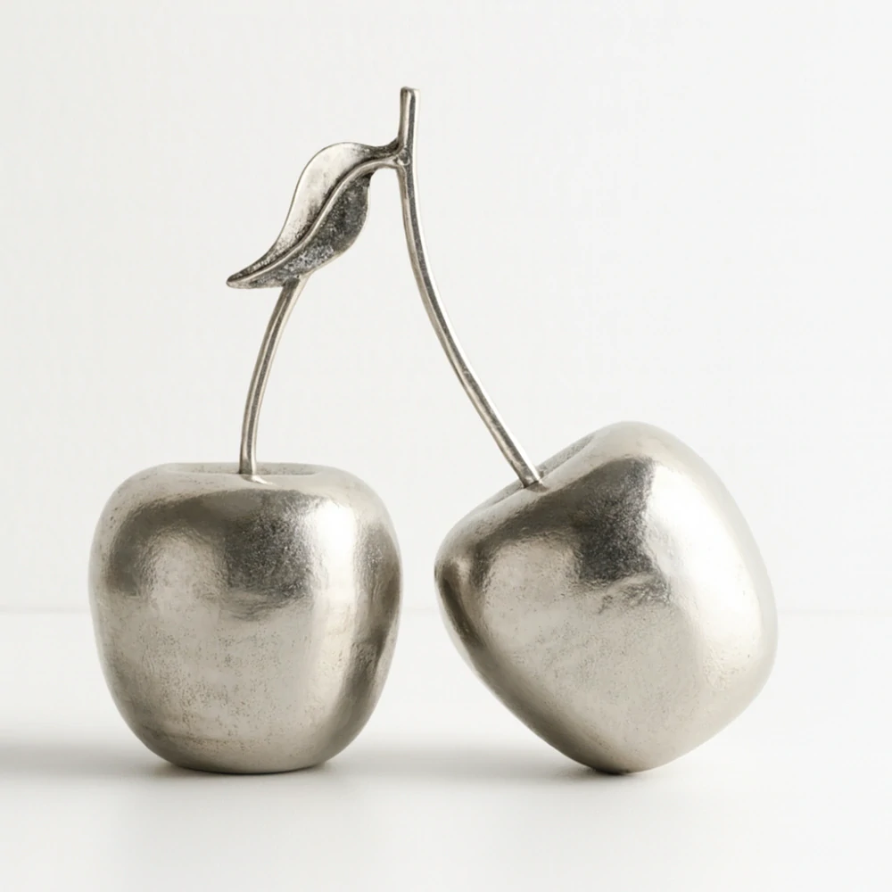 KARE – Design Dekorační objekt Cherry, stříbrný, 29 x 13 x 31 cm