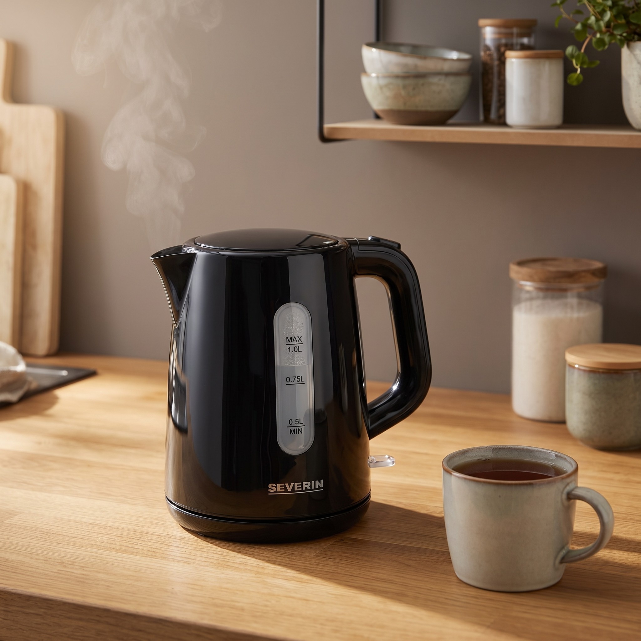 Severin WK 3410 – kompaktní rychlovarná konvice 1,0 l, 2200 W, černá – použité