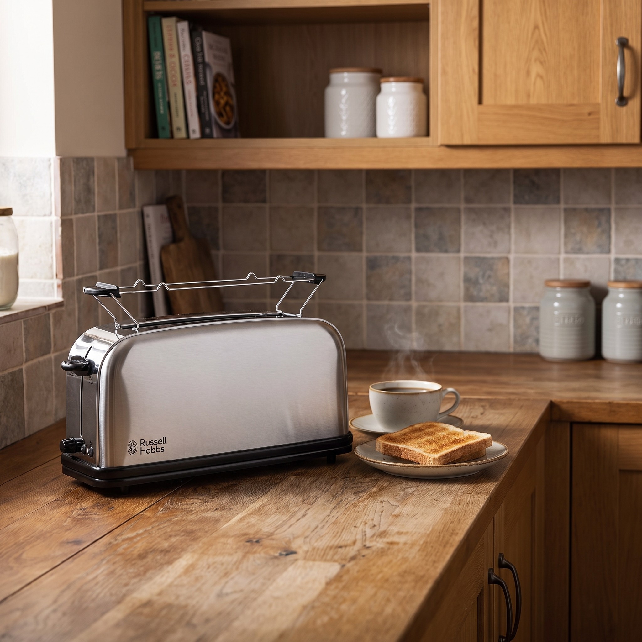 Russell Hobbs Adventure 21396-56 – topinkovač s dlouhou štěrbinou, 1000 W, nerez