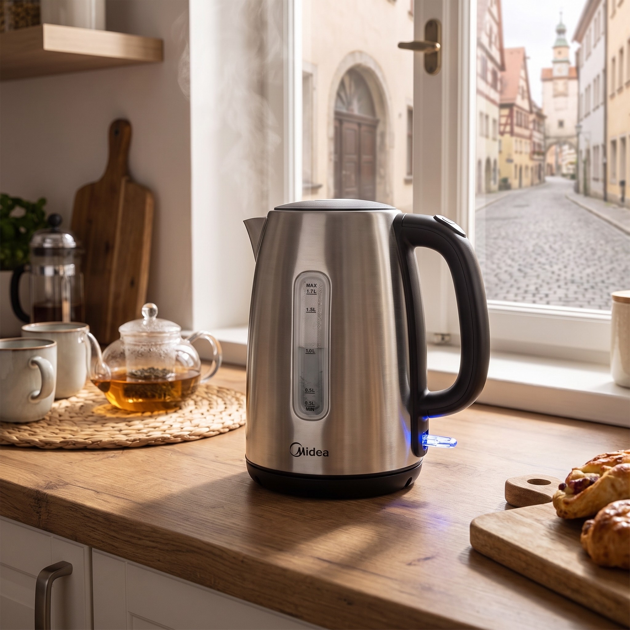 Midea MKE17M1ADS – nerezová rychlovarná konvice 1,7 l, 2200 W, bez BPA