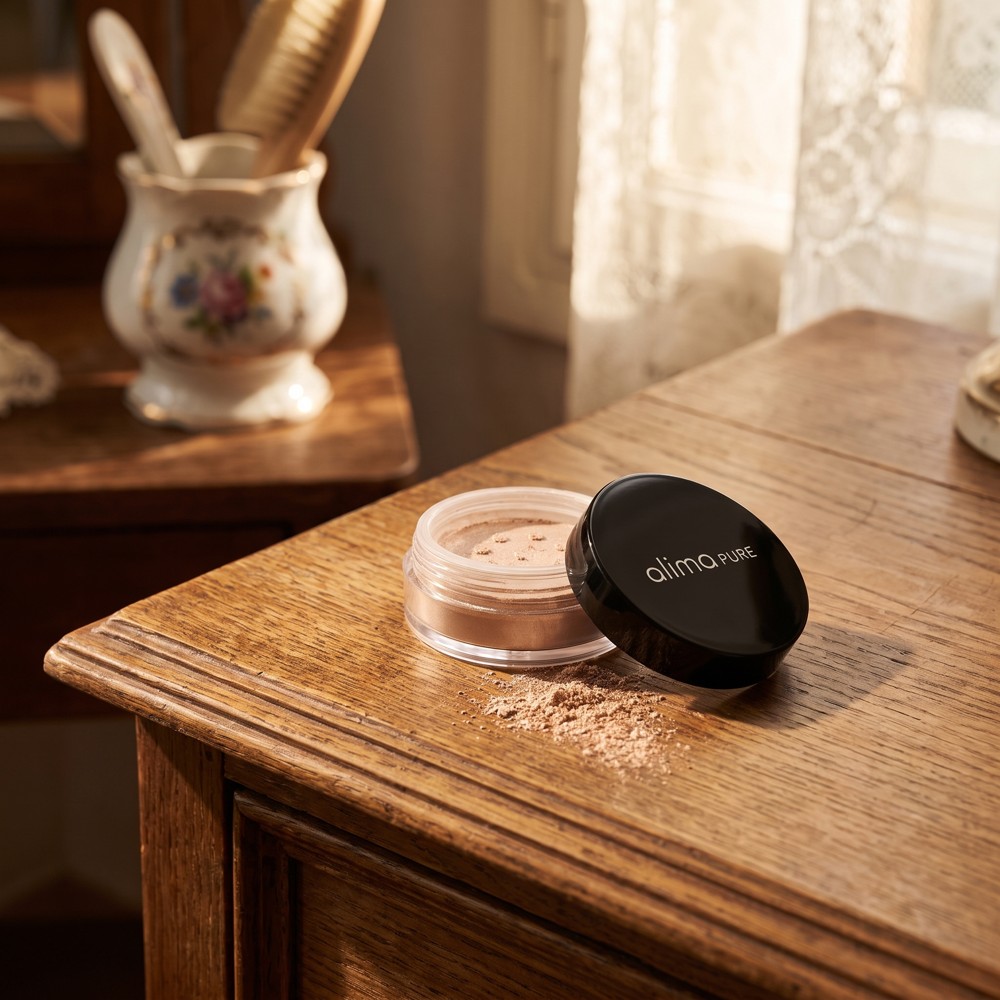 Alima Pure Luminous Shimmer – sypké minerální oční stíny Black Orchid, 1,75 g