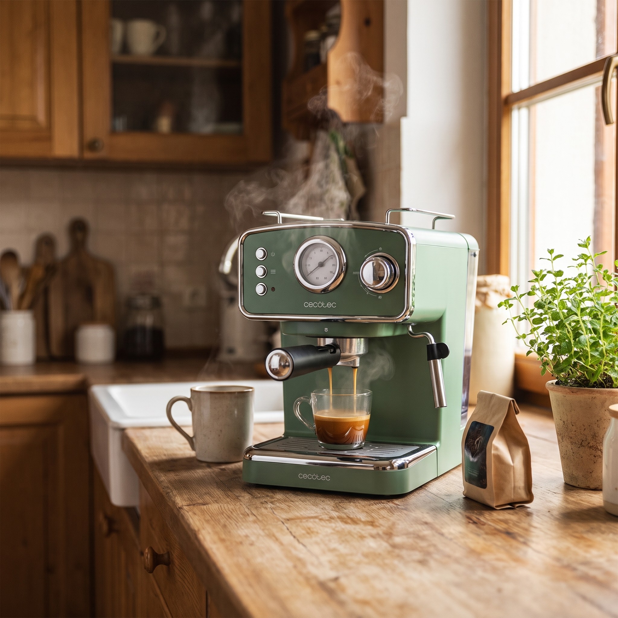 Cecotec Power Espresso 20 Retro Green – pákový kávovar 20 bar s manometrem, 1100 W