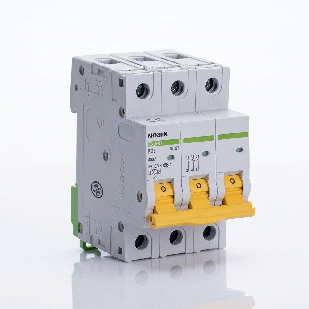 NOARK Ex9BH 100325 – jistič 3P B25, 10 kA