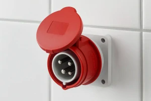 Zásuvka vestavná 16A 4P 400V IP44 6h přímá Mennekes 1390