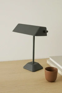 Notářská stolní lampa Leitmotiv LM813