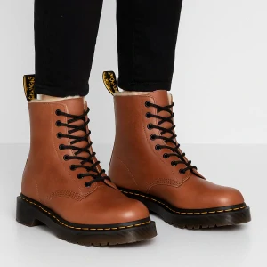 Dámské hnědé kotníkové boty DR. MARTENS 1460 SERENA, vel. 38