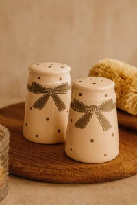 Kuchyňský set solnička a pepřenka Grey Dot, 7,5x5,5 cm