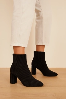 NA-KD, Boty Manchester na středním podpatku, vel.39