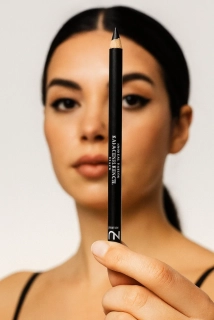 VEGAN přírodní kajalová tužka na oči Wheuri NUI Cosmetics