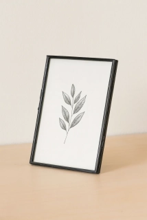 WOOOD Stolní fotorámeček Gallery pro fotografii 13,5 × 18 cm