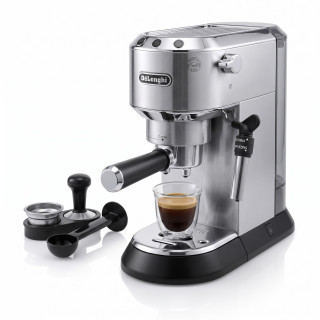 De'Longhi Dedica Style EC 685.M – pákový kávovar 15 bar, šířka 15 cm, stříbrný